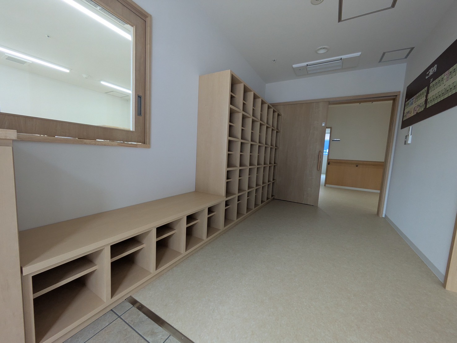 住宅型有料老人ホーム（ナーシングホーム）棚